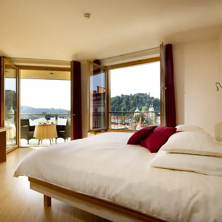 Hotel City Hotel Ljubljana 4*