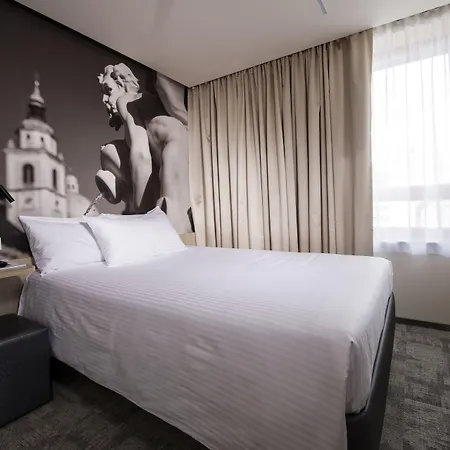 City Hotel Ljubljana 4* Liubliana