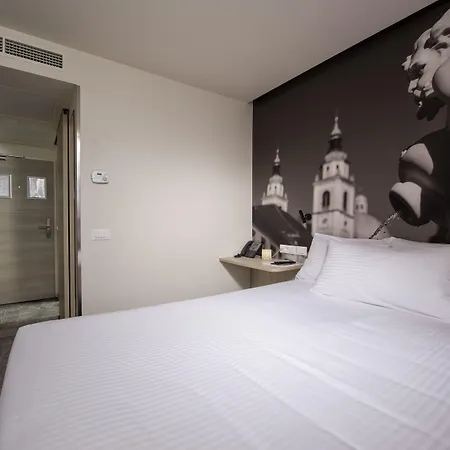 City Hotel Ljubljana 4* Liubliana