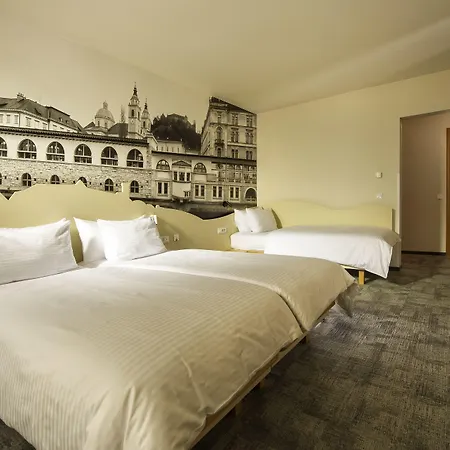 City Hotel Ljubljana 4* Liubliana