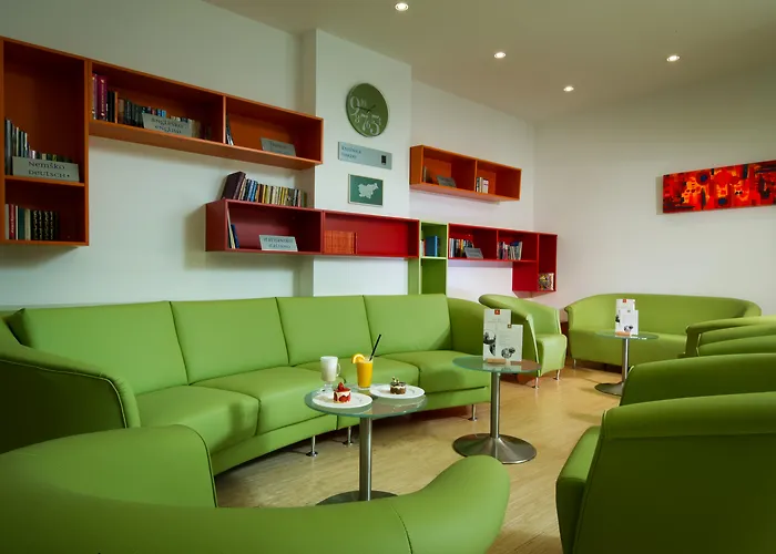 City Hotel Ljubljana Hotell