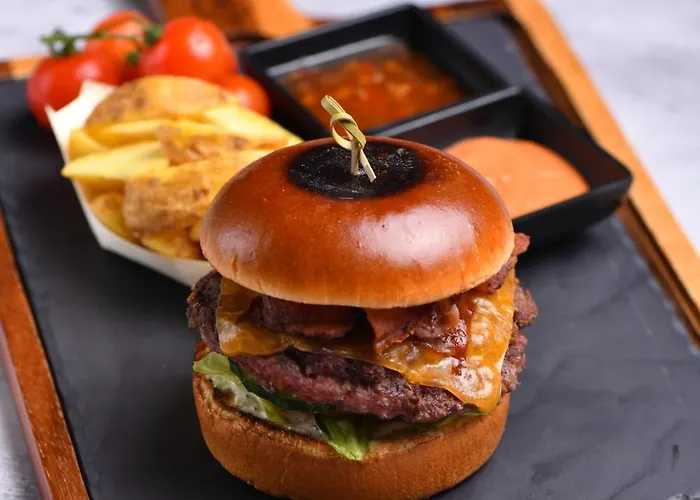 City Hotel Ljubljana Hotel 4*