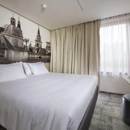 City Hotel Ljubljana Отель