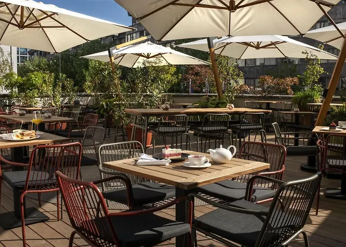 City Hotel Ljubljana Hotel 4*